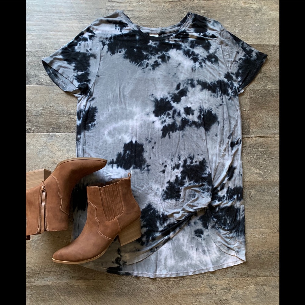 Black tie dye loose shirt